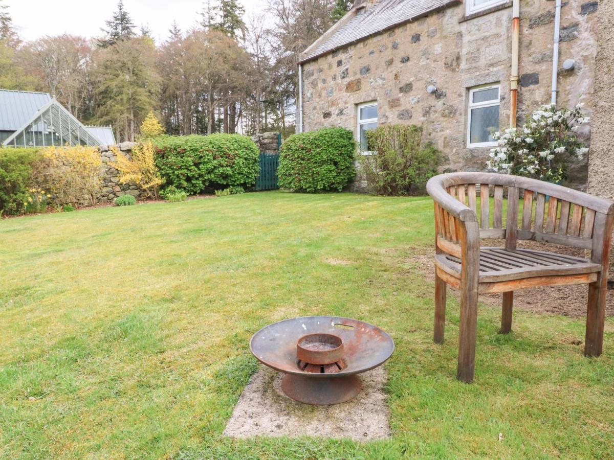 Storkery Cottage Aberdeen Exterior photo